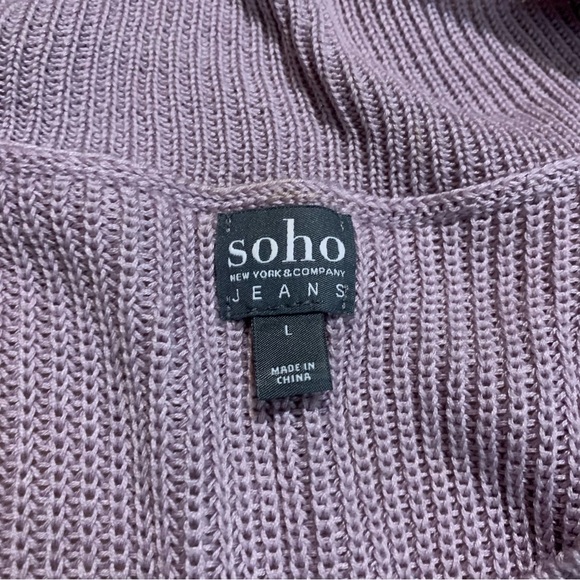 Soho Jeans NY&Co Lavender Acrylic Long Sleeve Collarless V-Neck Knit Top - Picture 3 of 6